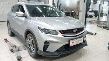 Серый Geely Coolray 2023 года | VIN 439220