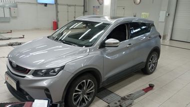 Серый Geely Coolray 2023 года | VIN 439220