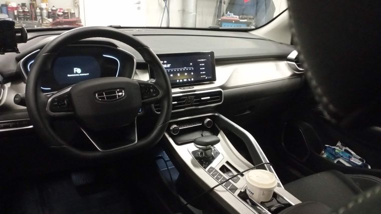 Geely Coolray 2023 года, 26 676 км - вид 5