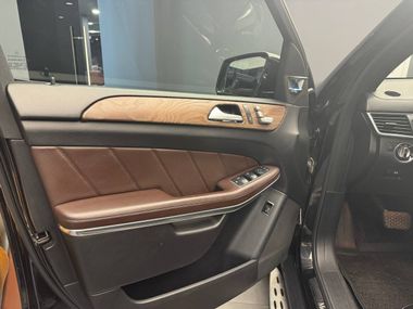 Mercedes-Benz GL-класс 2013 года, 175 907 км - вид 17