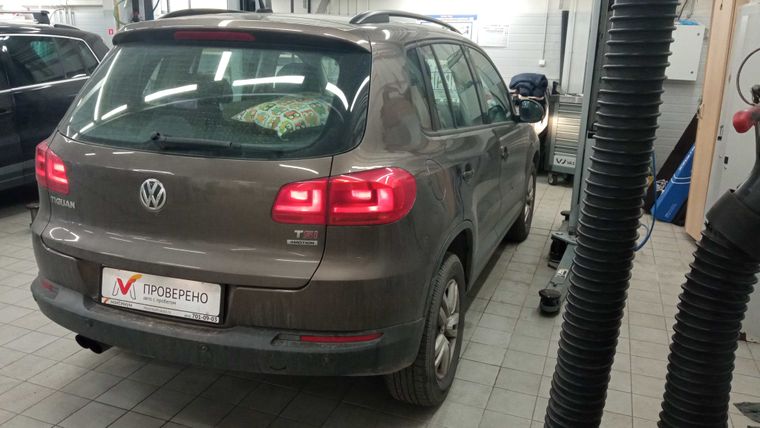 Volkswagen Tiguan 2014 года, 224 002 км - вид 3