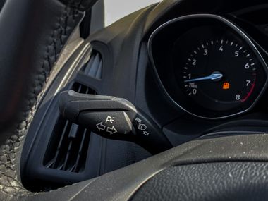 Ford Focus 2018 года, 101 800 км - вид 9