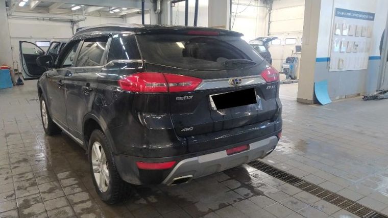 Geely Atlas 2018 года, 103 149 км - вид 4