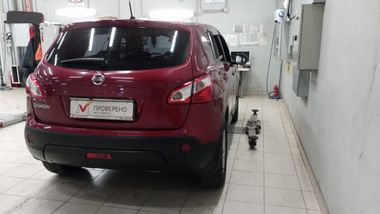 Nissan Qashqai 2013 года, 147 186 км - вид 3