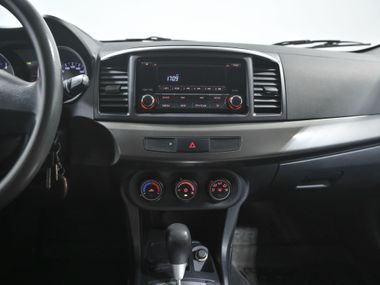 Mitsubishi Lancer 2014 года, 135 213 км - вид 10