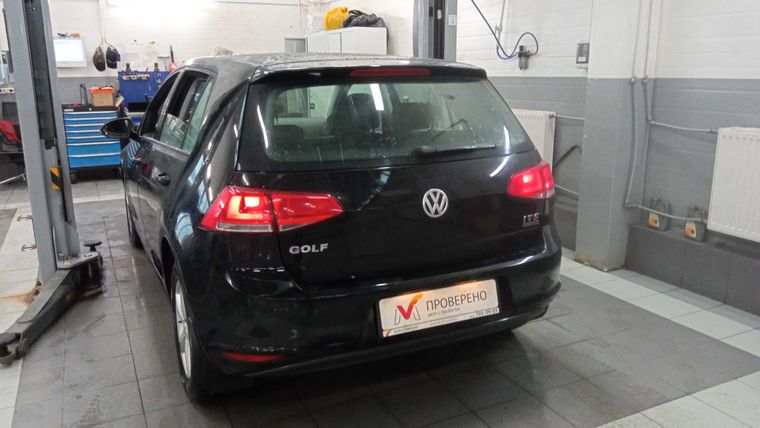 Volkswagen Golf 2014 года, 172 246 км - вид 4