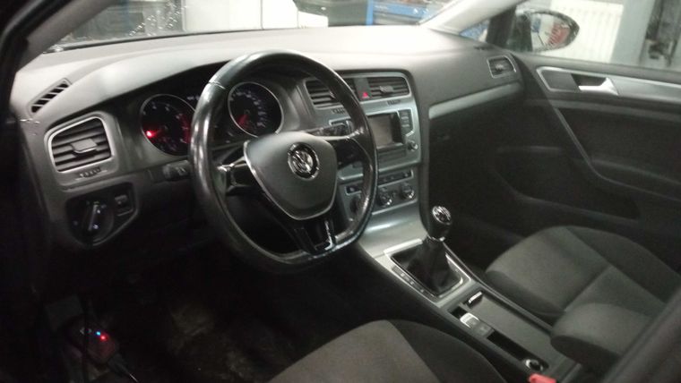 Volkswagen Golf 2014 года, 172 246 км - вид 5