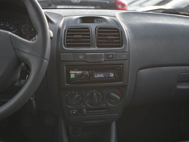 Hyundai Accent 2008 года, 247 890 км - вид 7