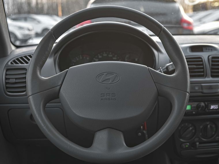 Hyundai Accent 2008 года, 247 890 км - вид 6