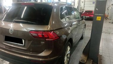 Volkswagen Tiguan 2017 года, 231 886 км - вид 3