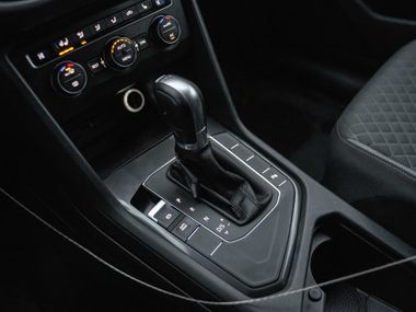 Volkswagen Tiguan 2017 года, 231 886 км - вид 7