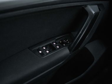 Volkswagen Tiguan 2017 года, 231 886 км - вид 8