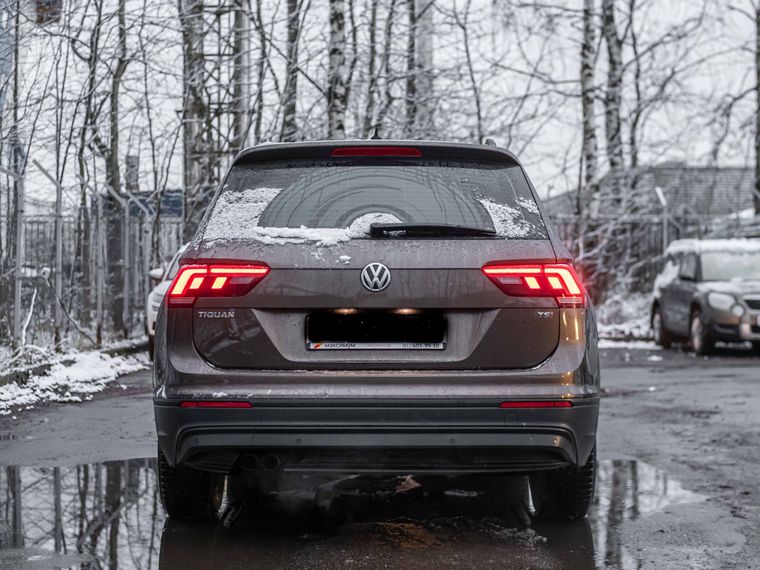 Volkswagen Tiguan 2017 года, 231 886 км - вид 4
