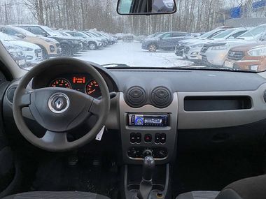 Renault Logan 2011 года, 215 000 км - вид 8