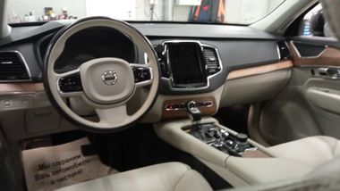 Volvo XC90 2015 года, 145 541 км - вид 5