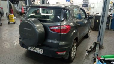 Ford EcoSport 2018 года, 137 024 км - вид 4