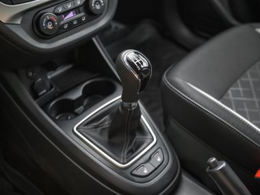 ВАЗ (LADA) Vesta Cross 2021 года, 76 248 км - вид 8