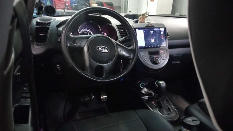 KIA Soul 2011 года, 196 000 км - вид 5