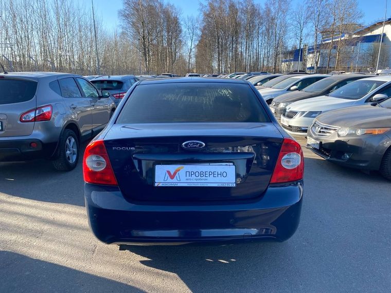 Ford Focus 2011 года, 183 157 км - вид 5