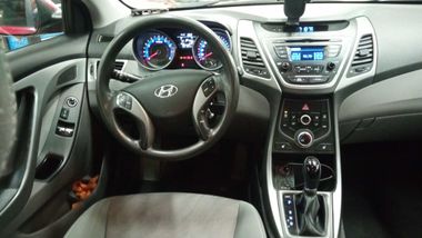 Hyundai Elantra 2014 года, 184 000 км - вид 5