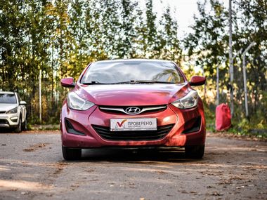 Hyundai Elantra 2014 года, 184 000 км - вид 3
