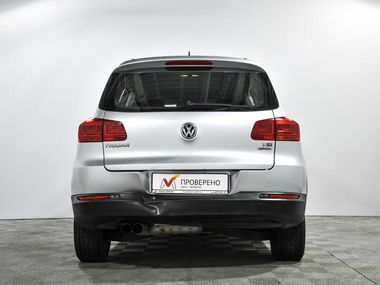 Volkswagen Tiguan 2012 года, 282 814 км - вид 6