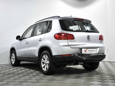 Volkswagen Tiguan 2012 года, 282 814 км - вид 7