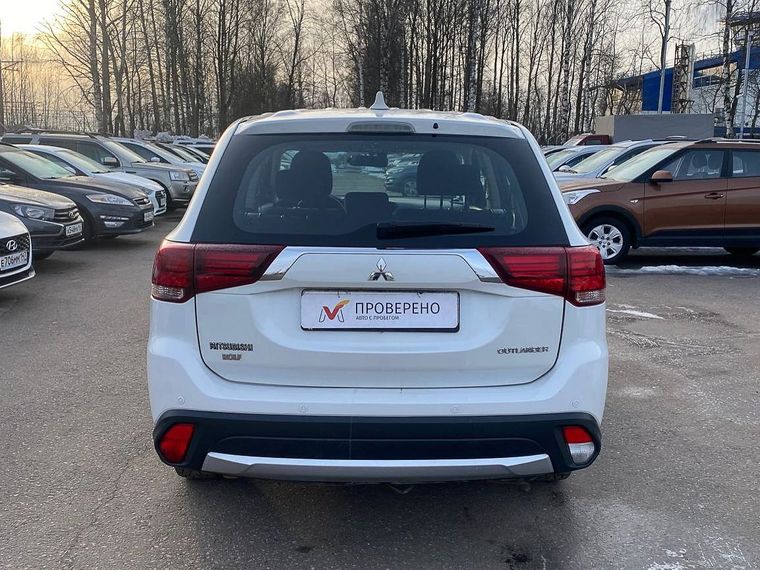 Mitsubishi Outlander 2018 года, 113 000 км - вид 6