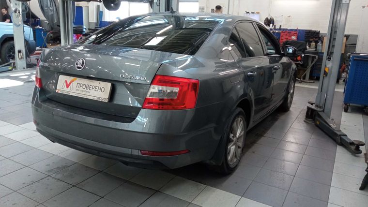 Skoda Octavia 2018 года, 108 472 км - вид 3