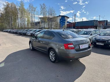Skoda Octavia 2018 года, 108 472 км - вид 6