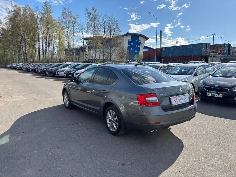 Skoda Octavia 2018 года, 108 472 км - вид 6