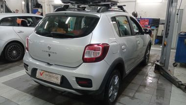 Renault Sandero Stepway 2019 года, 120 000 км - вид 3