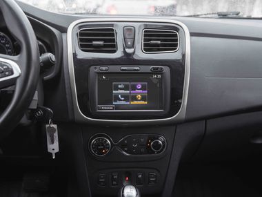 Renault Sandero Stepway 2019 года, 120 000 км - вид 7