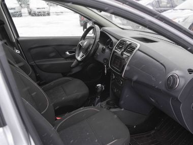 Renault Sandero Stepway 2019 года, 120 000 км - вид 11