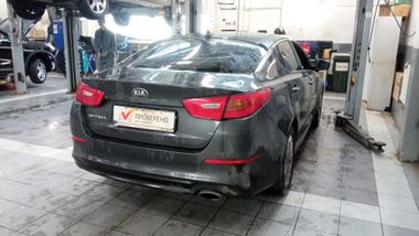Kia Optima 2015 года, 151 828 км - вид 3