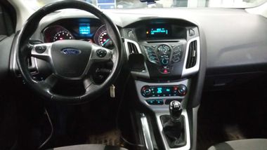 Ford Focus 2012 года, 150 316 км - вид 5