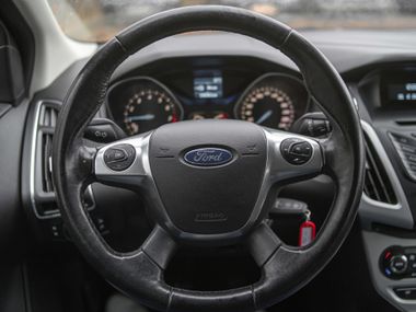 Ford Focus 2012 года, 150 316 км - вид 6