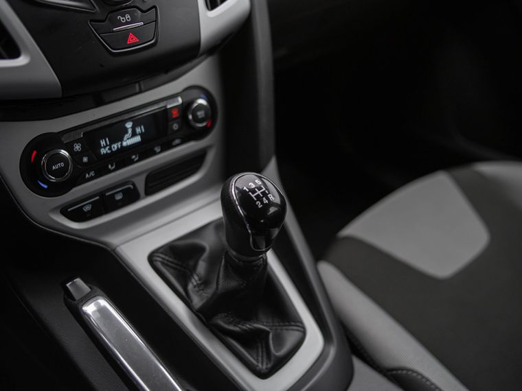 Ford Focus 2012 года, 150 316 км - вид 8