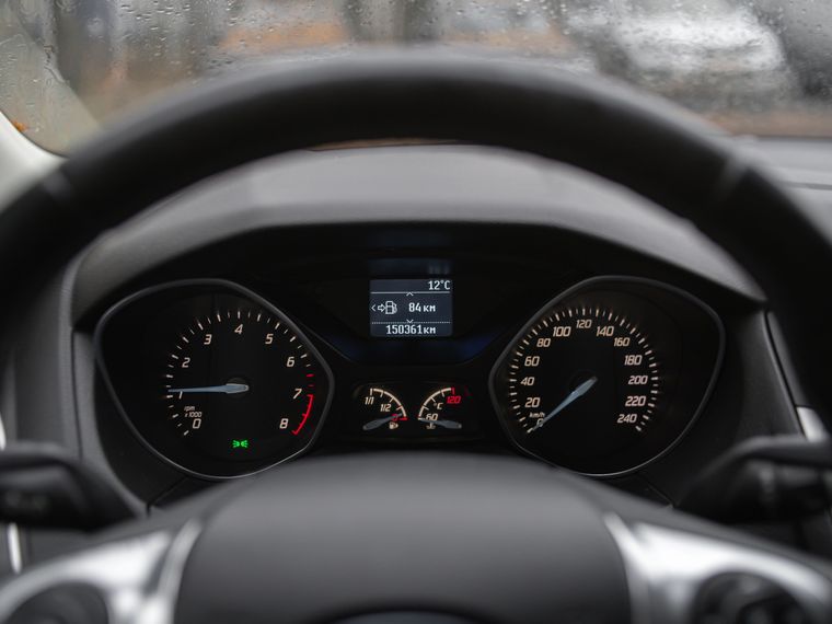 Ford Focus 2012 года, 150 316 км - вид 5