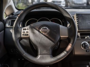 Nissan Tiida 2008 года, 250 000 км - вид 7