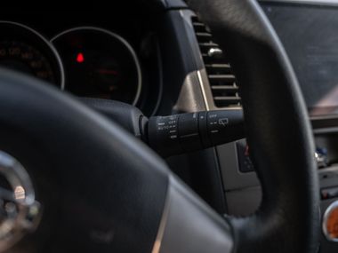Nissan Tiida 2008 года, 250 000 км - вид 8