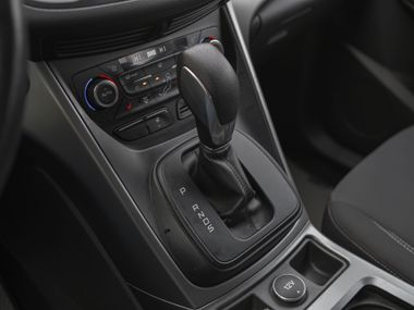 Ford Kuga 2017 года, 233 388 км - вид 8