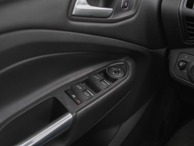 Ford Kuga 2017 года, 233 388 км - вид 9