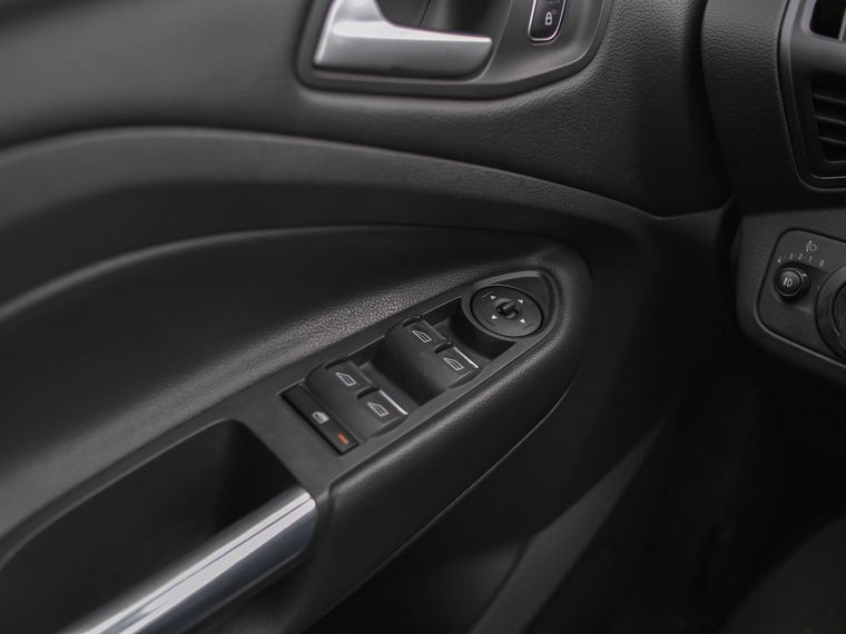 Ford Kuga 2017 года, 233 388 км - вид 9