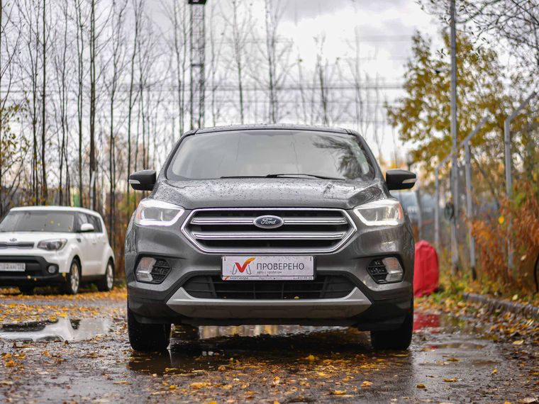 Ford Kuga 2017 года, 233 388 км - вид 3