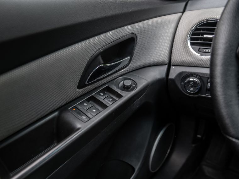Chevrolet Cruze 2014 года, 235 172 км - вид 9