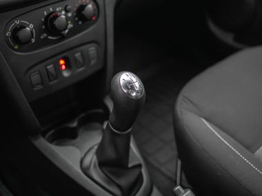 Renault Logan Stepway 2019 года, 49 112 км - вид 8