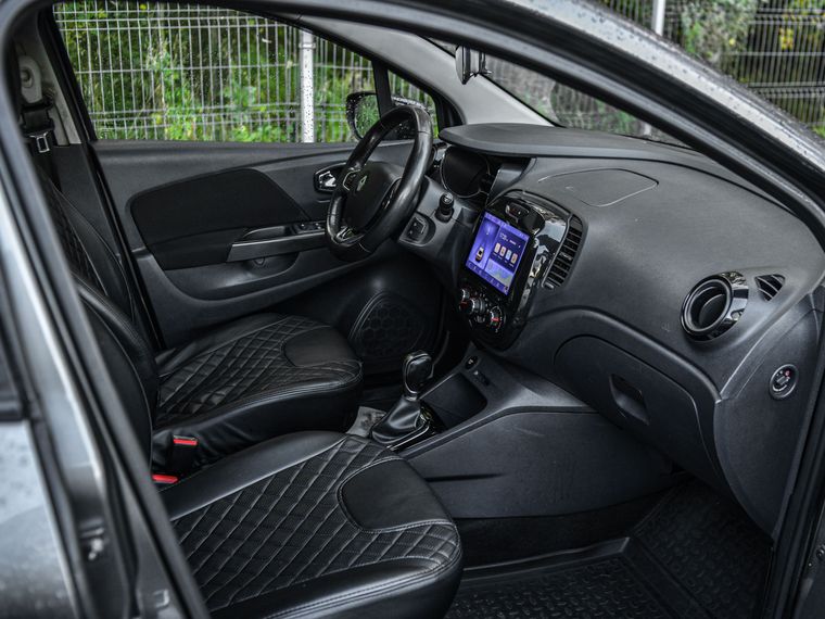 Renault Kaptur 2016 года, 240 000 км - вид 12