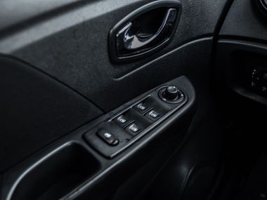 Renault Kaptur 2016 года, 240 000 км - вид 10