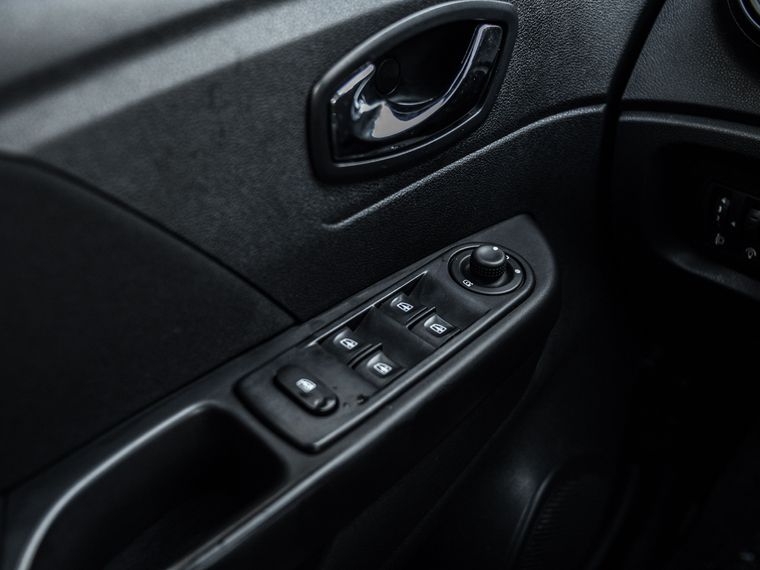 Renault Kaptur 2016 года, 240 000 км - вид 10